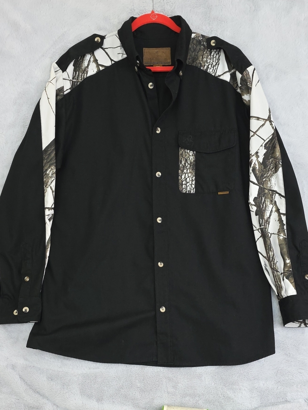 Legendary Whitetails XLT Black Snow Camo Button Up Hunting Shirt XL Tall